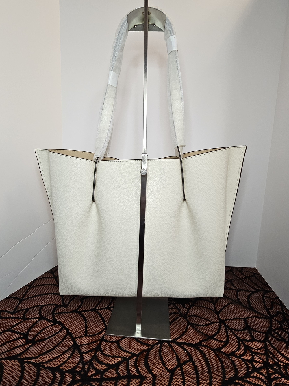 NWT/Wrapping Michael Kors Large Bag - Picture 2 of 9